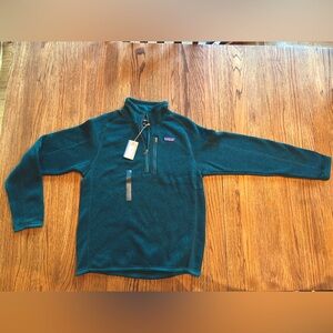 Patagonia 3/4 zip 
Men’s Better Sweater